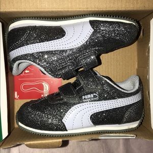 Glittery Silver Toddler Girl Puma’s